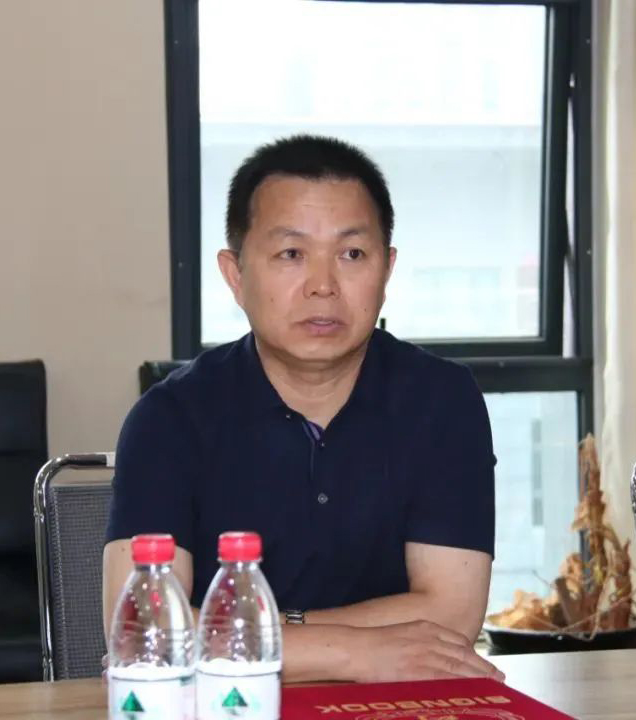 愛(ài)心奶情系學(xué)子，公益情溫暖人心—河南花花牛乳業(yè)集團(tuán)助力基金會(huì)“圓夢(mèng)計(jì)劃?一杯奶”公益項(xiàng)目，愛(ài)心捐贈(zèng)善款50萬(wàn)元！